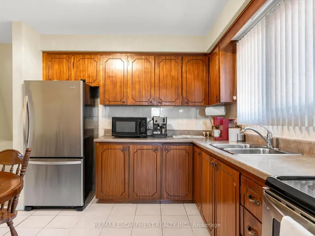 Additional image 15 of 31 Kilbourn Ave