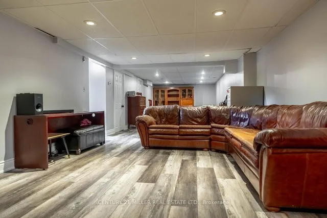 Additional image 19 of 334 Freelton Rd