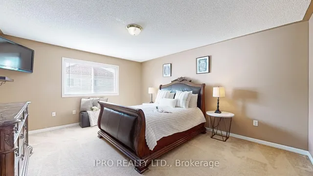 Additional image 29 of 35 Redcastle St