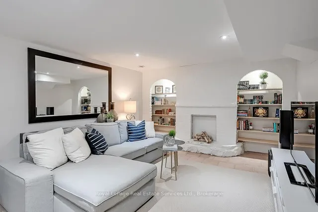 Additional image 23 of 23 Lorne Ave