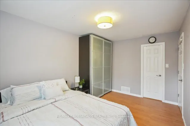 Additional image 18 of 121 L'Amoreaux Dr Unit 43