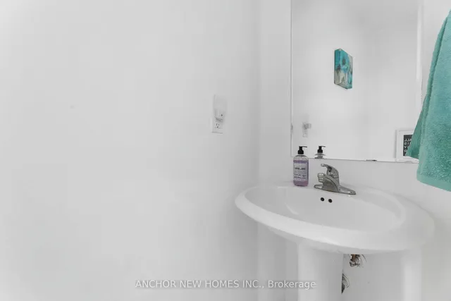 Additional image 11 of 29 Levida St