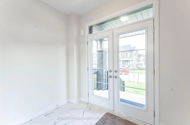 Additional image 6 of 61 Soho St Unit 85