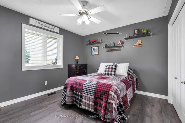 Additional image 37 of 2006 Huron Rd