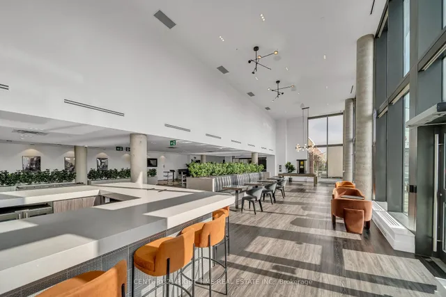 Additional image 23 of 15 Wellington St Unit 2112