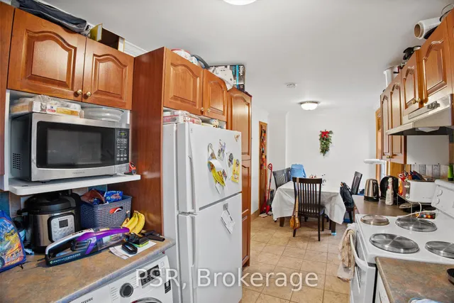 Additional image 14 of 98 Roselawn Ave