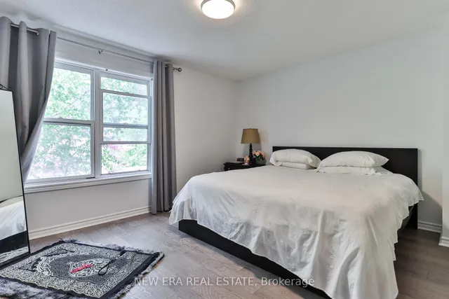 Additional image 22 of 242 George St