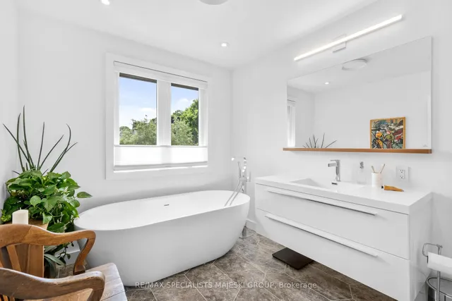 Additional image 24 of 66 Fifth St