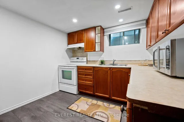 Additional image 32 of 41 JUNIPER Dr