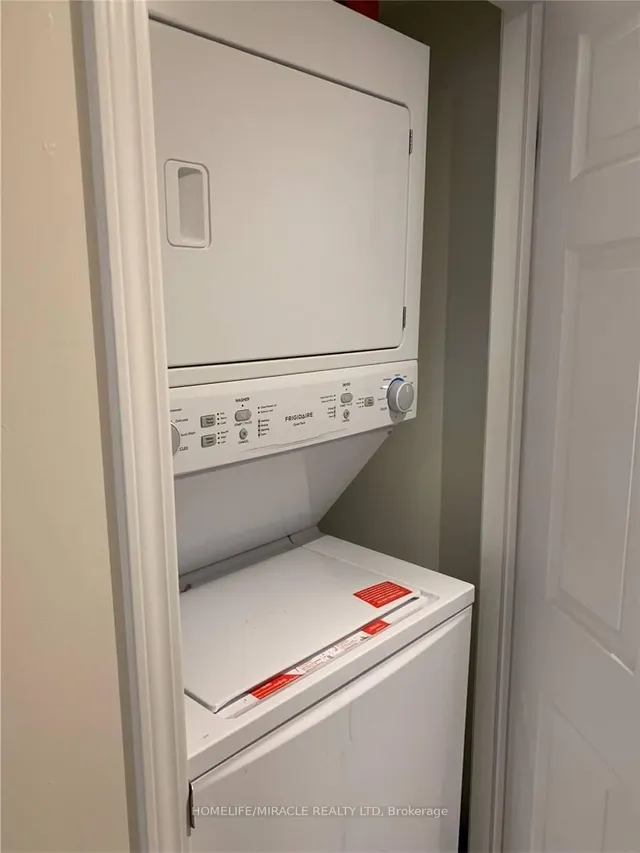 Additional image 27 of 240 Lagerfeld Dr Unit 7