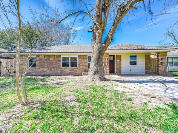 6615 Dewville Ln, Houston, TX 77076
