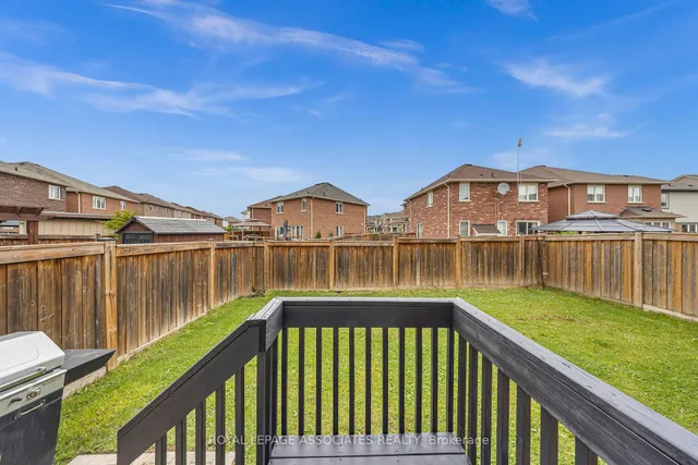 Additional image 41 of 61 Miracle Tr