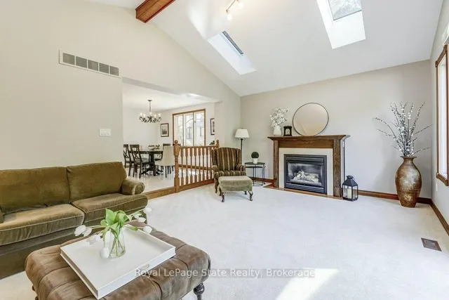 Additional image 22 of 462 Dundurn St