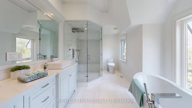 Additional image 26 of 63 Elmwood Ave