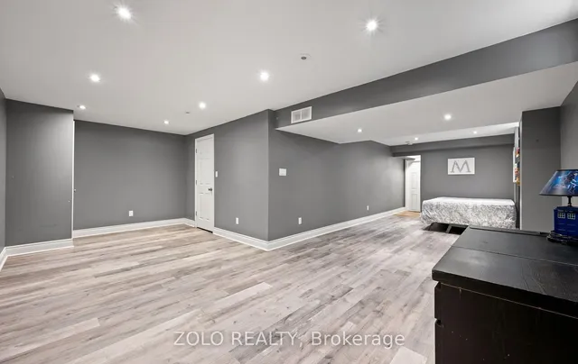 Additional image 41 of 705 Rayner Crt