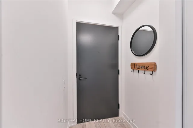 Additional image 8 of 108 Peter St Unit 825