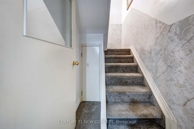 Additional image 32 of 52 Frankdale Ave