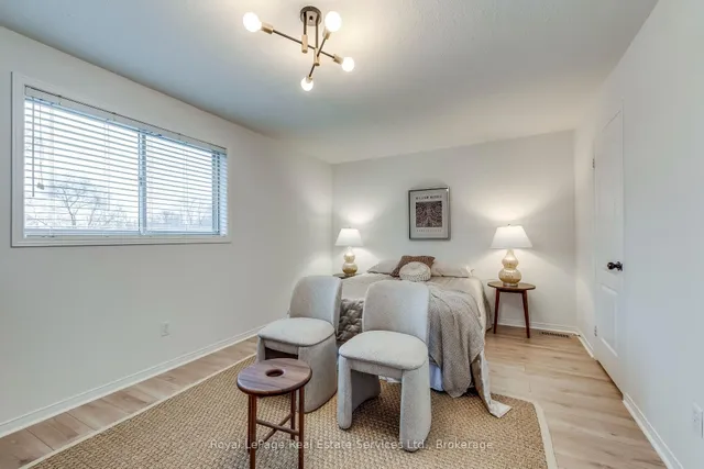 Additional image 22 of 39 Foxborough Dr