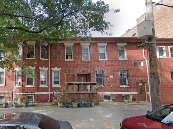 148-49 88 Avenue, Jamaica, NY 11435