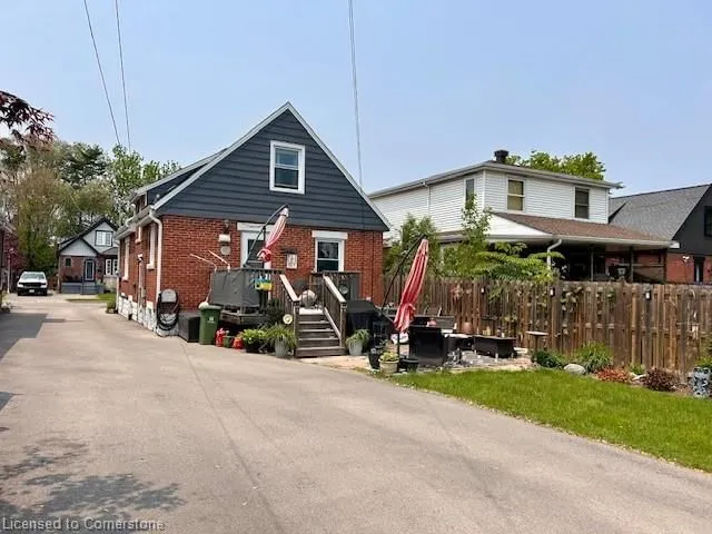 Additional image 43 of 143 Tuxedo Ave