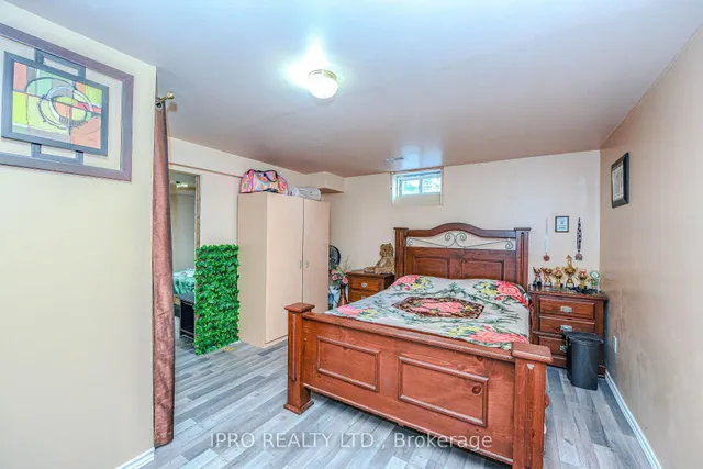 Additional image 40 of 5847 Sidmouth St