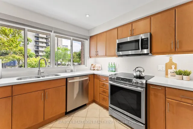 Additional image 8 of 316 Torresdale Ave