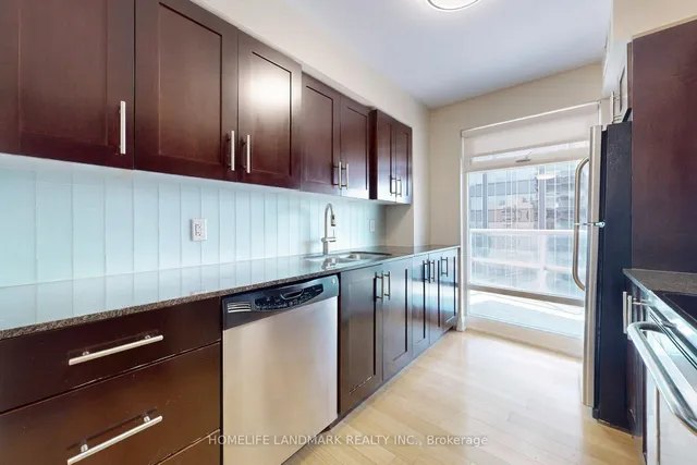 Additional image 14 of 2181 Yonge St Unit 1505