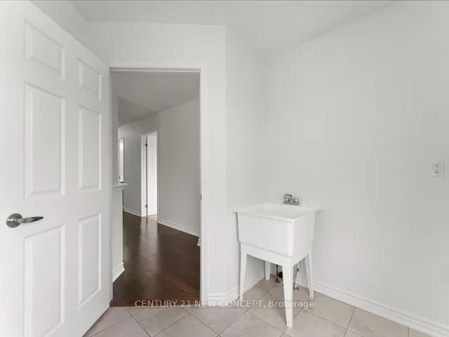 Additional image 43 of 85 Ludolph St