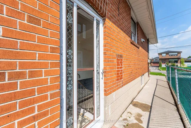 Additional image 34 of 351 Hillmount Ave