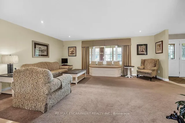 Additional image 8 of 102 Kennedy Ave