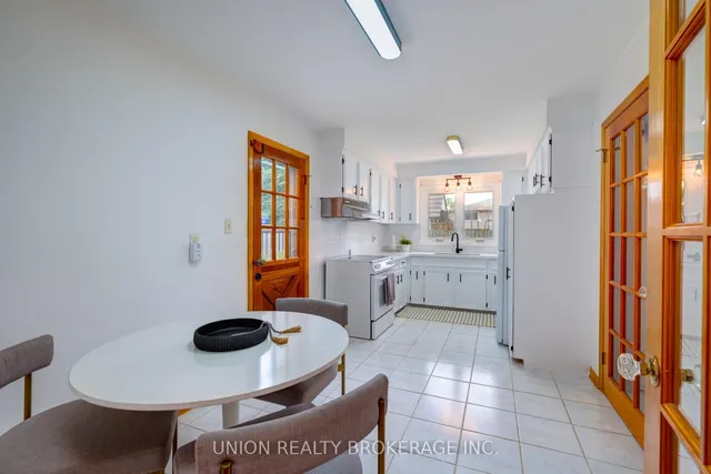 Additional image 14 of 15 Charterhouse Rd