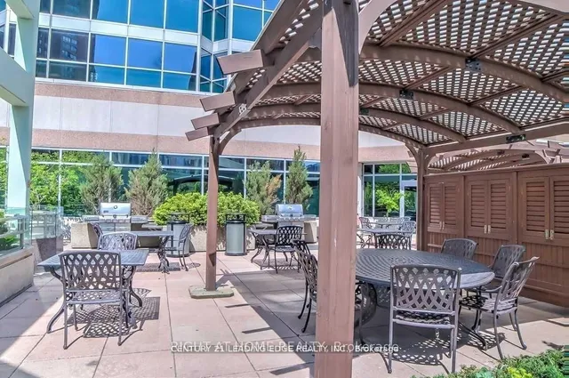 Additional image 9 of 38 Elm St Unit 3305