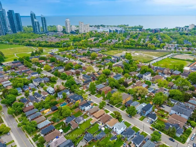 Additional image 37 of 68 Algoma St