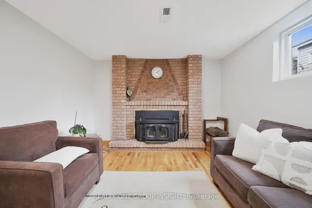 Additional image 27 of 215 Dewitt Rd