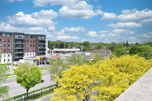 Additional image 41 of 262 Dundas St Unit 406