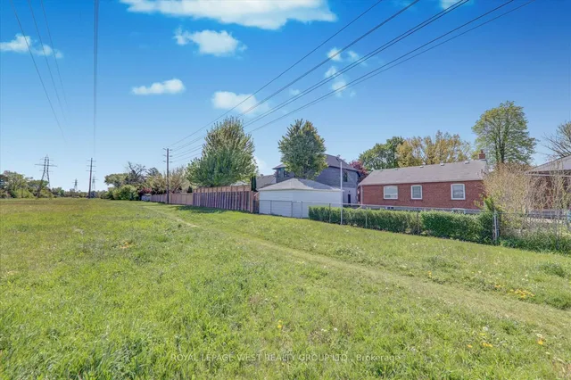 Additional image 38 of 68 Castlebar Rd