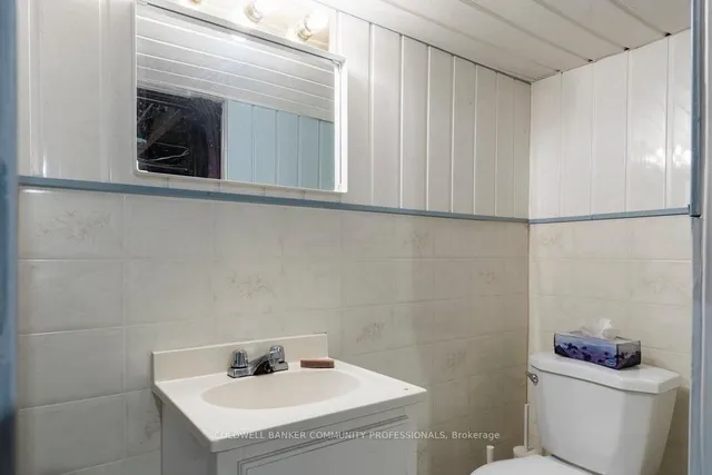 Additional image 40 of 203 Locke St