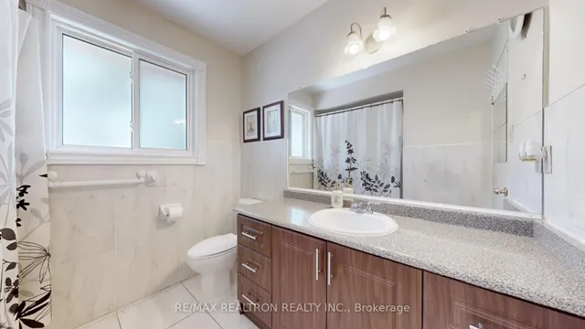 Additional image 14 of 77 Margaret Ave