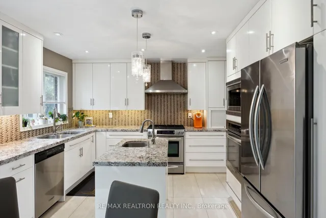 Additional image 21 of 167 Faywood Blvd