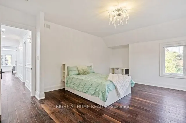 Additional image 21 of 30 Denver Cres