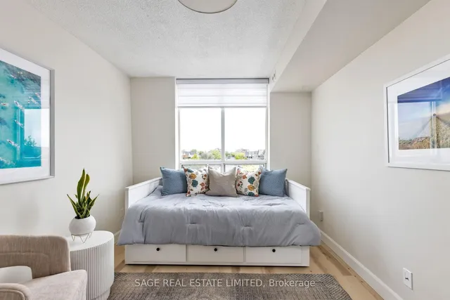 Additional image 26 of 1765 Queen St Unit 401