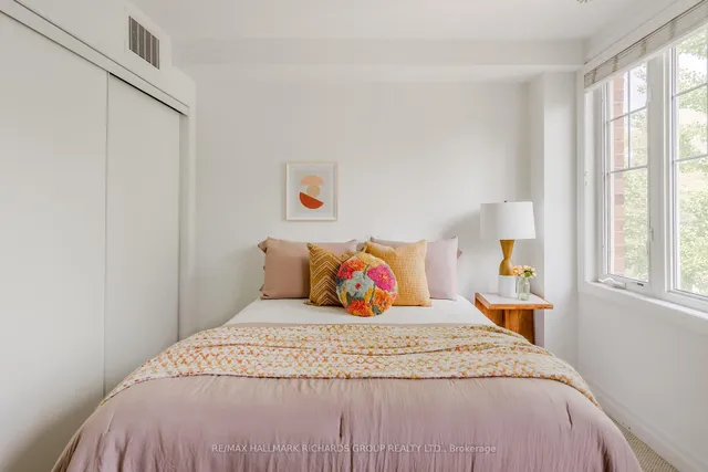 Additional image 17 of 213 First Ave