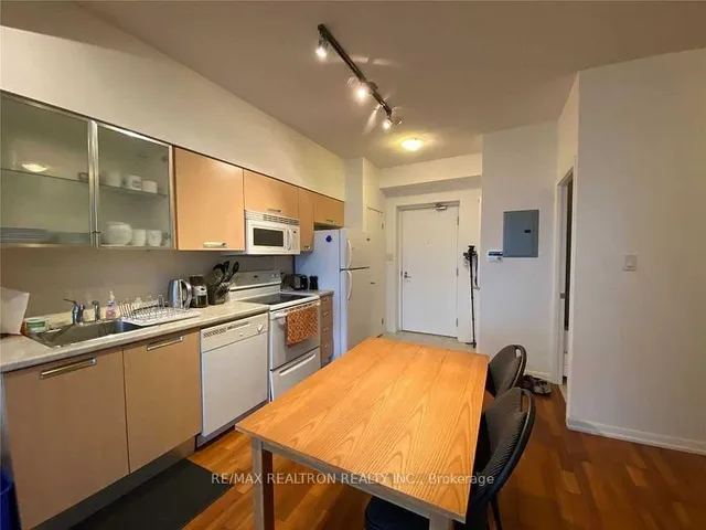 Additional image 6 of 38 Grenville St Unit 3809