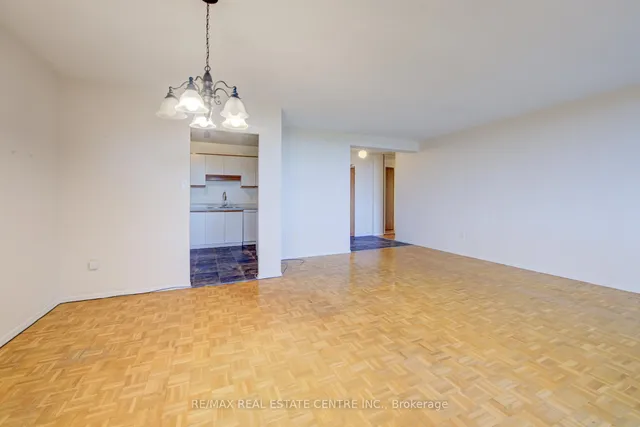 Additional image 17 of 716 The West Mall Unit 1109