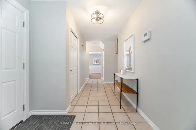 Additional image 7 of 583 Moorelands Cres