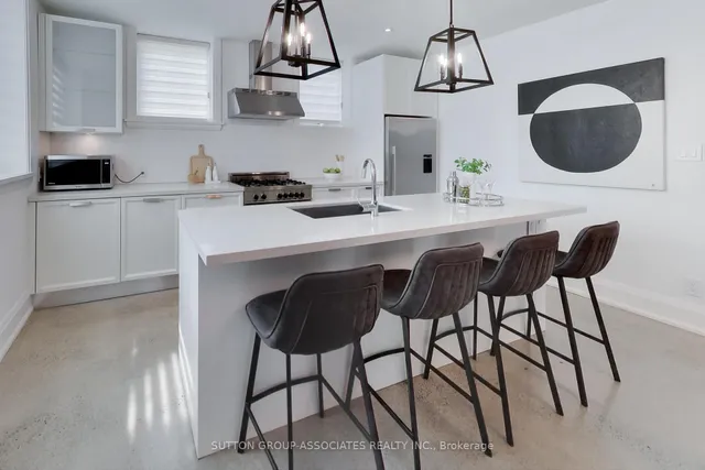 Additional image 11 of 1733 Bathurst St Unit 1A