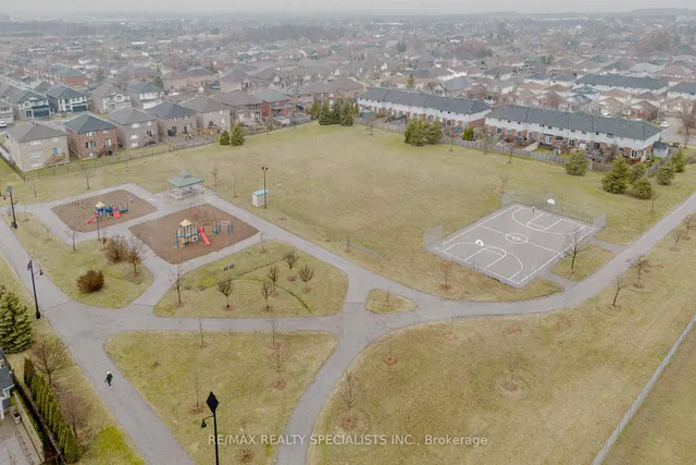 Additional image 47 of 11 Willowridge Way