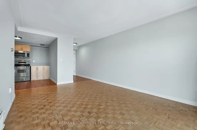 Additional image 7 of 8 Woodman Dr Unit 708