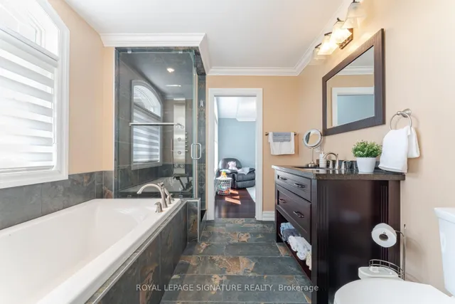 Additional image 37 of 64 Seabreeze Cres