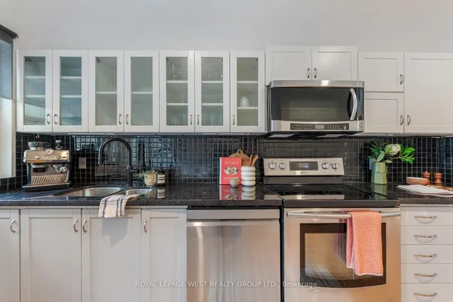 Additional image 19 of 6 Verral Ave